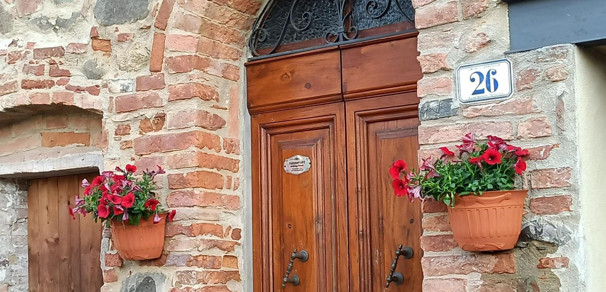 Tuscany Life Terricciola Exterior photo
